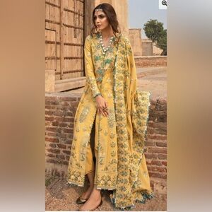 Crimson x Saira Shakira